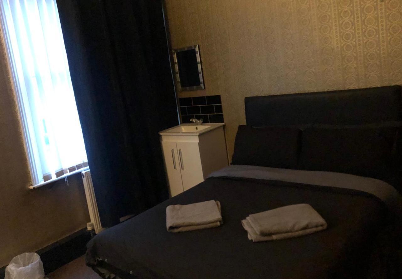 The Imperial Hotel Уоррингтон Экстерьер фото